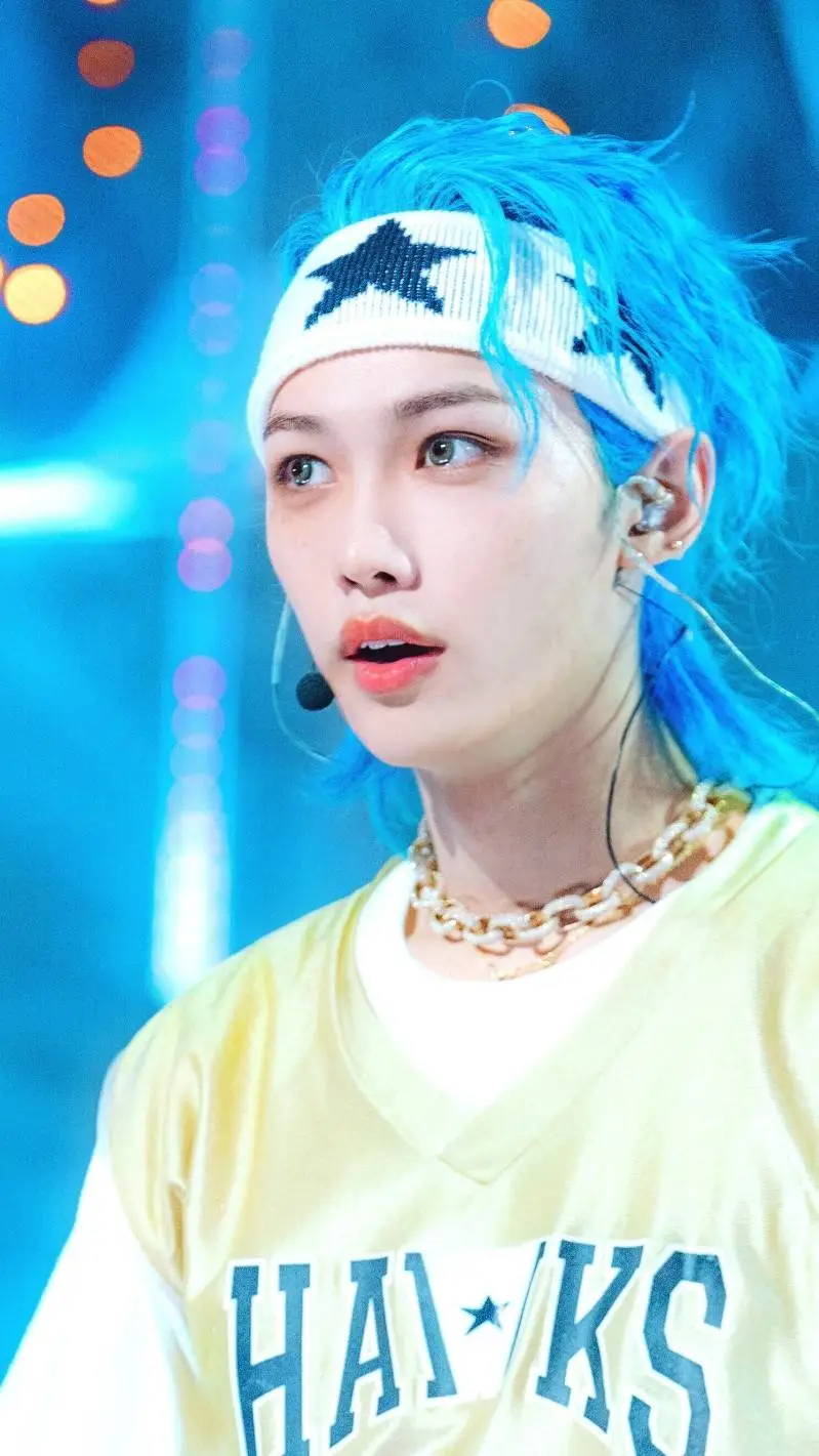 ai character: Felix💕 background