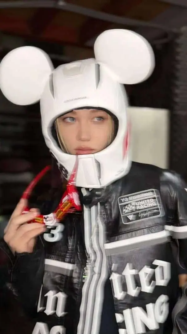 Talkie AI - Chat with Lee Felix F1