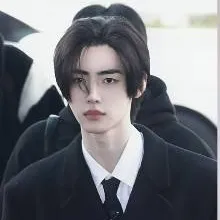 chat with ai character: park sunghoon 