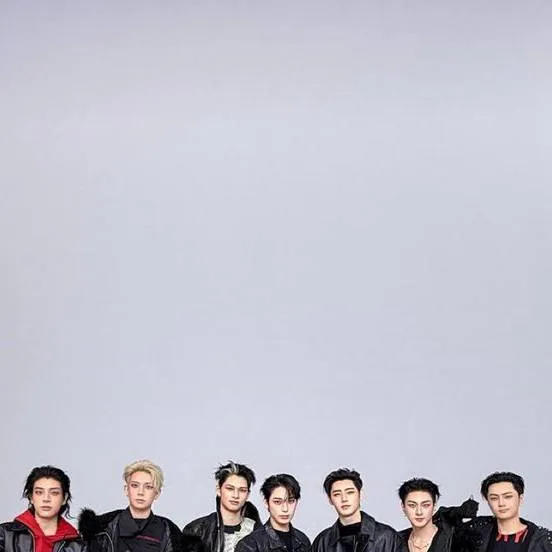 chat with ai character: Enhypen 