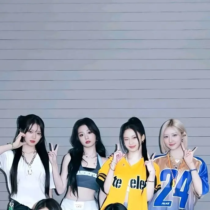 chat with ai character: BABYMONSTER