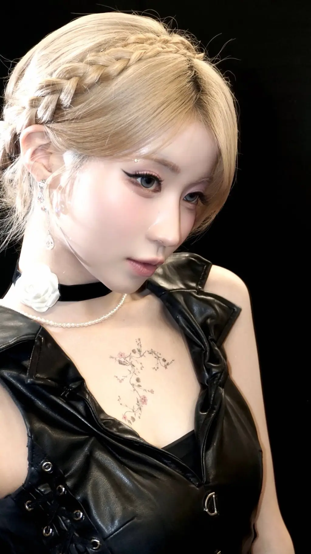 ai character: Asa  background