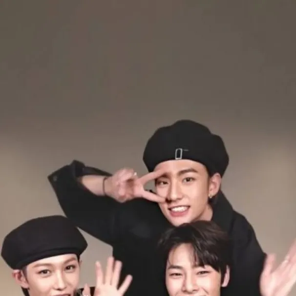 chat with ai character: ☆STRAYKIDS☆