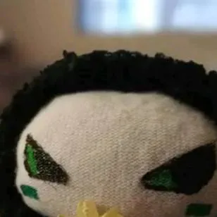 chat with ai character: pursuer dod peqño