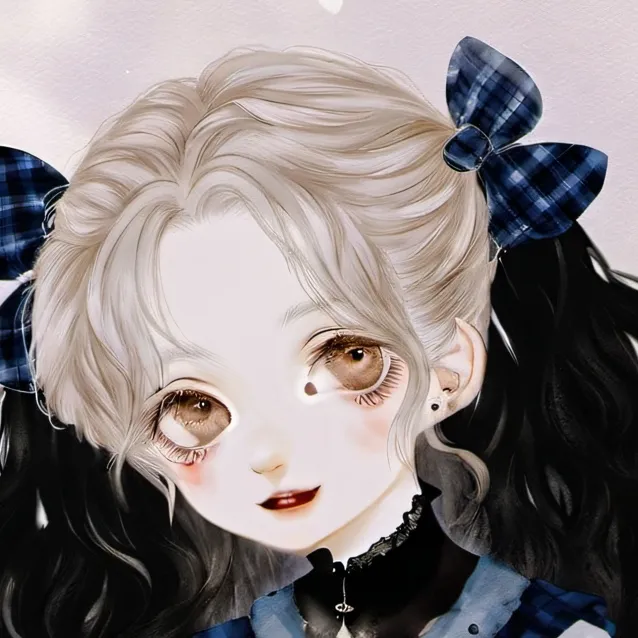 chat with ai character: Zuri
