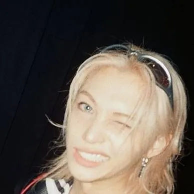 chat with ai character: 💕~•FELIX•~💕