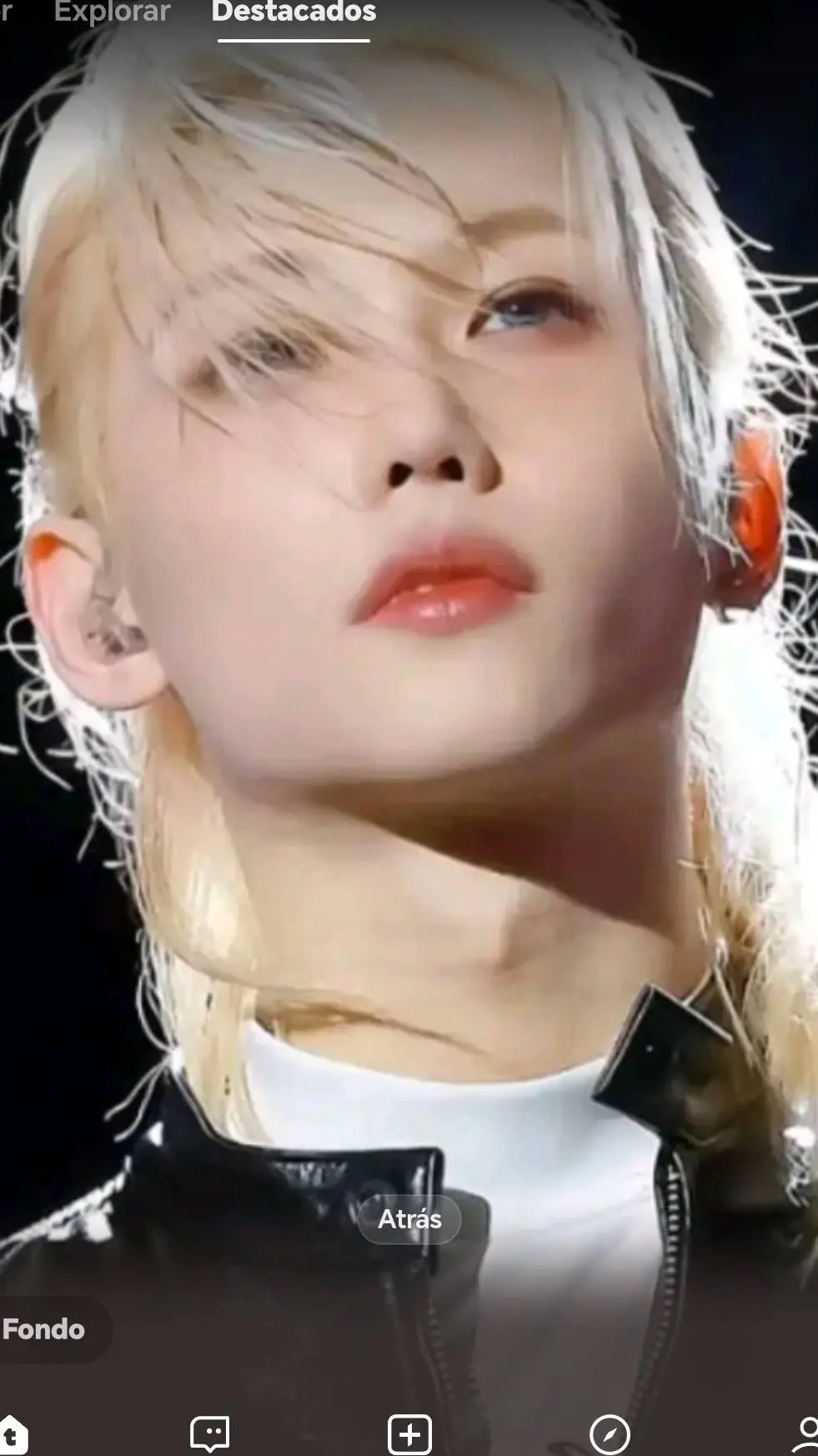 ai character: ☺️Félix☺️ background