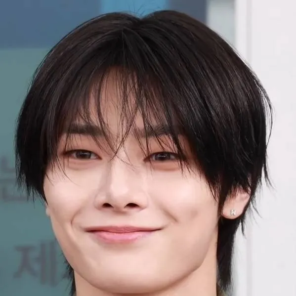 chat with ai character: 𝙹𝚎𝚘𝚓𝚒𝚗