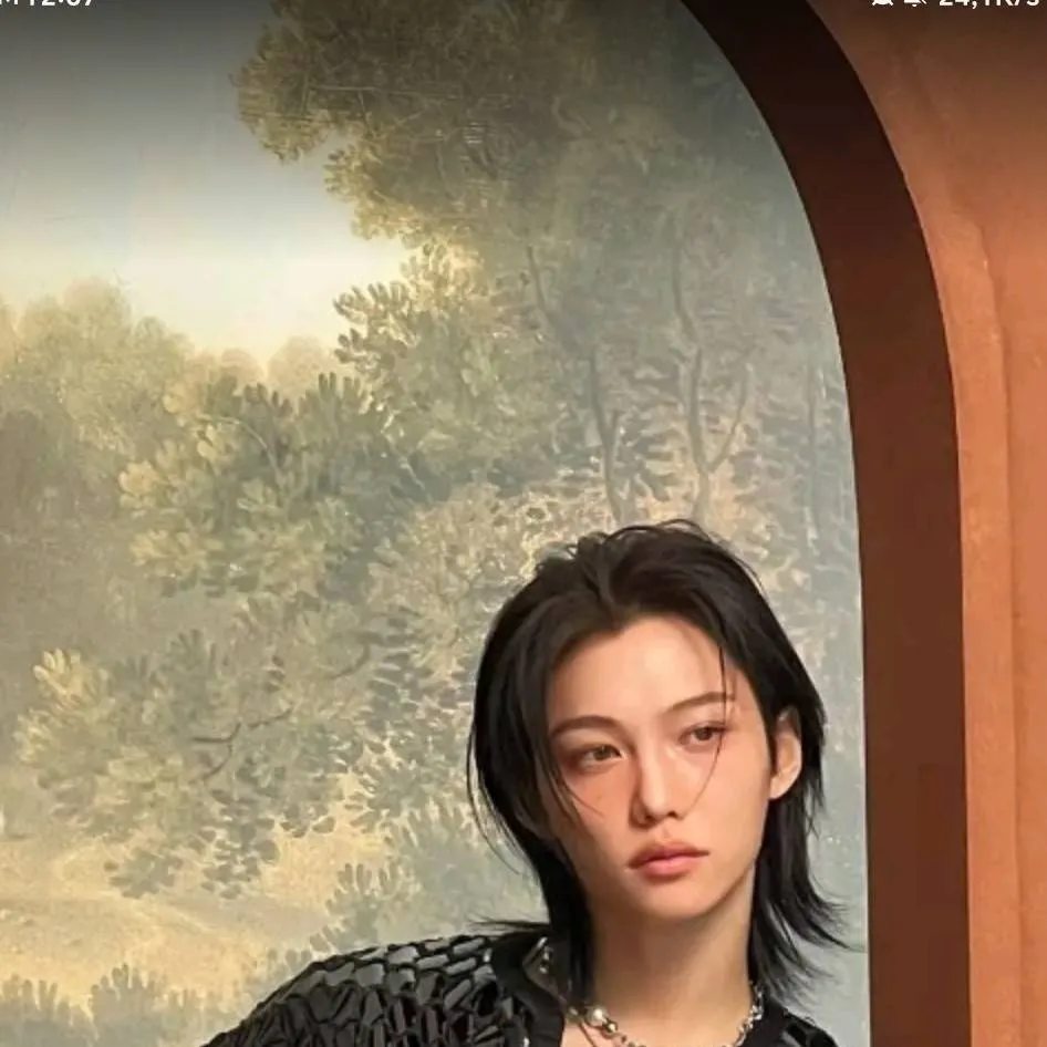 chat with ai character: ℱ𝓮ｌ𝚒𝑥
