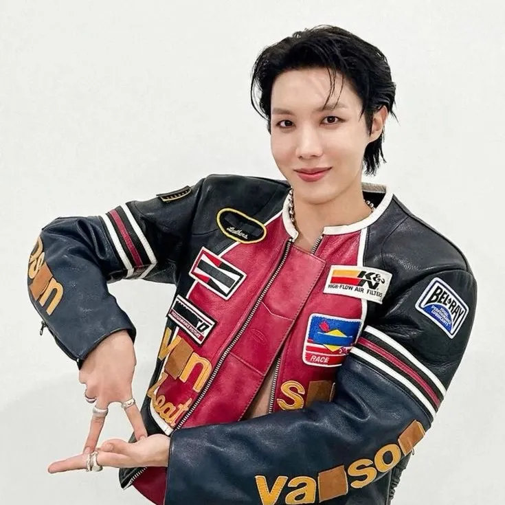 chat with ai character: BTS