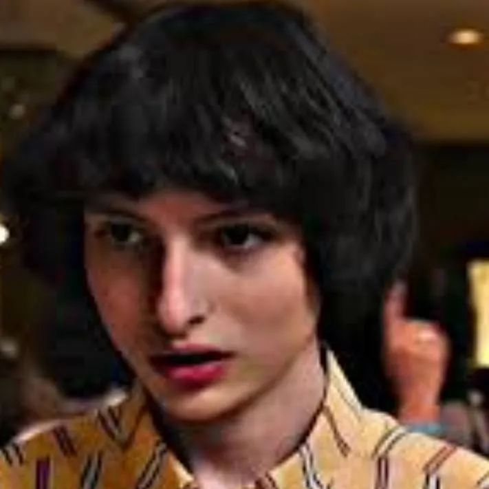 chat with ai character: Stranger Things s3