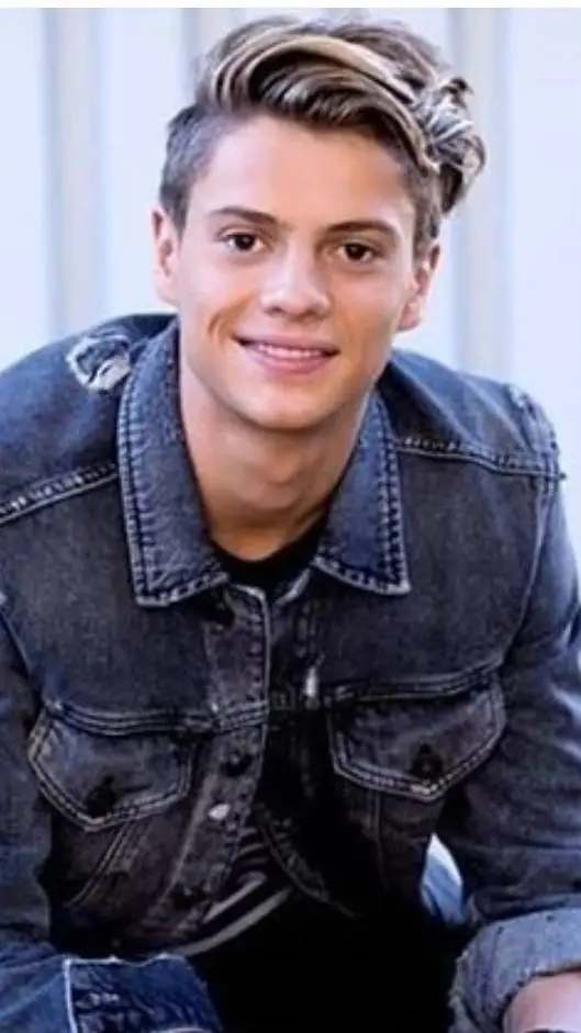 ai character: henry hart background