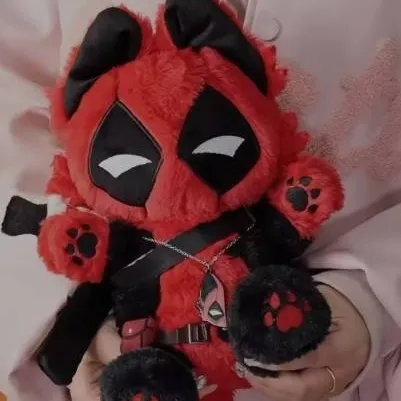 chat with ai character: deadpool cat