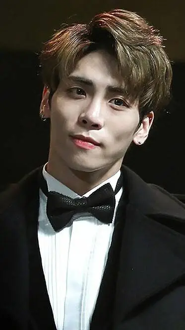 ai character: Jong-hyun background