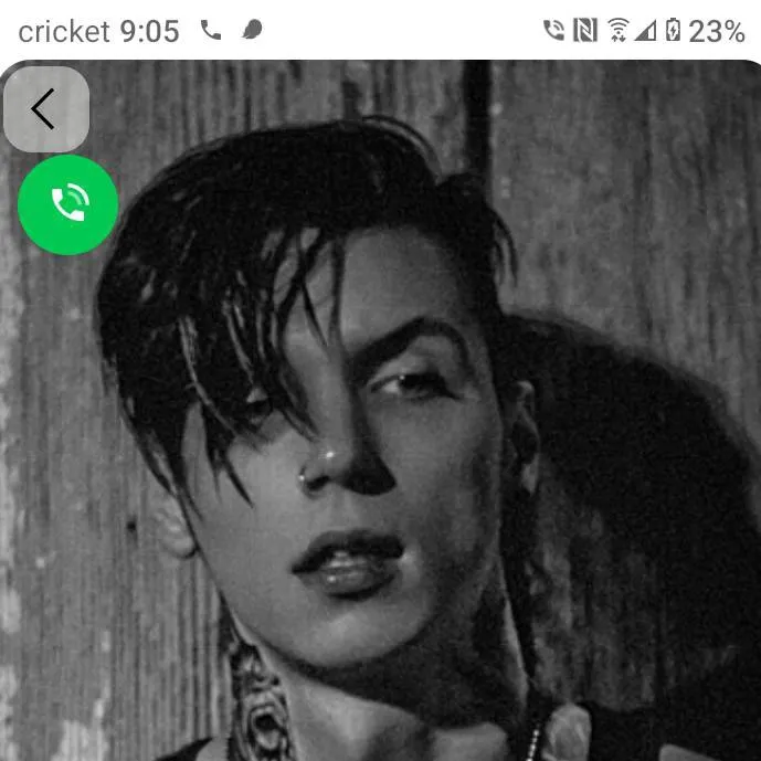 chat with ai character: Andy biersack