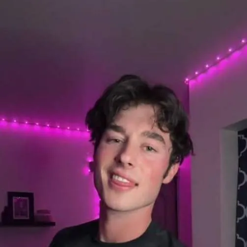 chat with ai character: blake manning