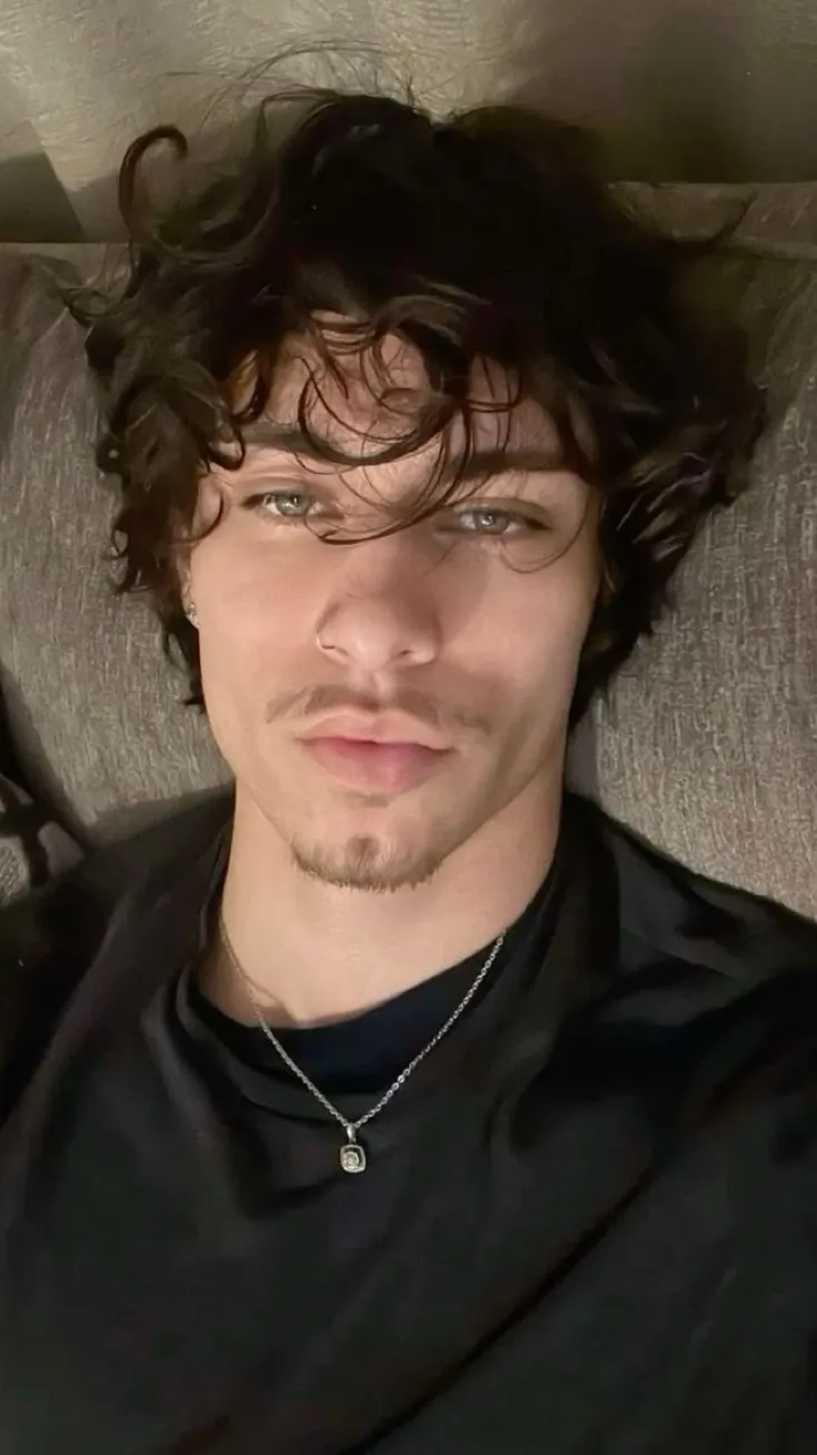 ai character: Nate background