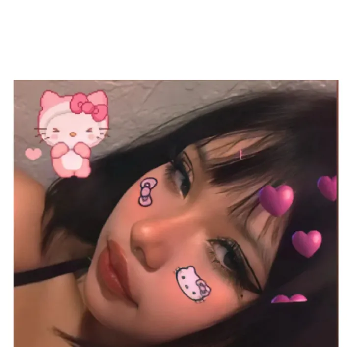 chat with ai character: So-yeon 