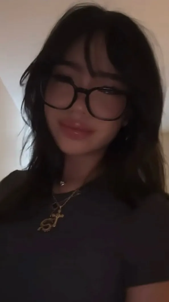 ai character: Hana background