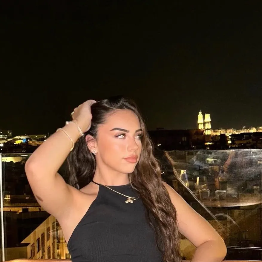 chat with ai character: Alex Padilla