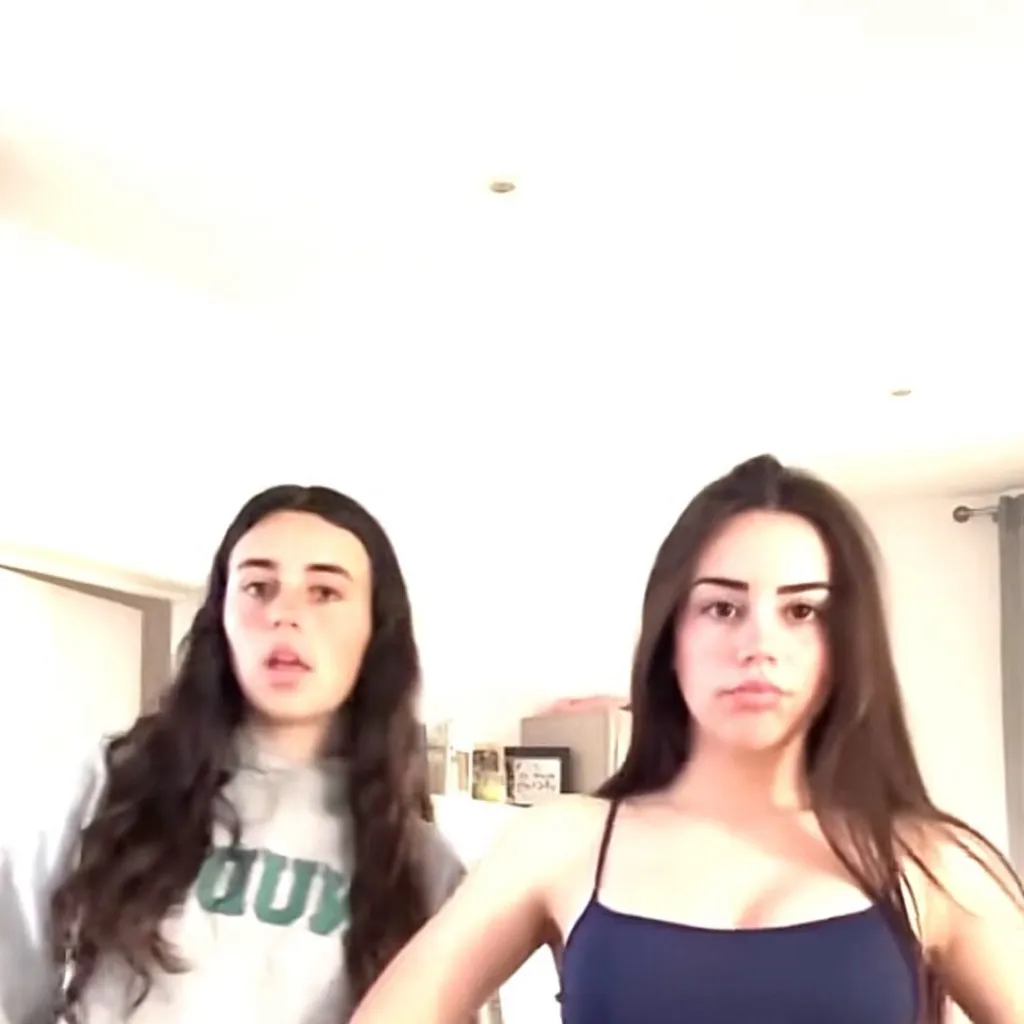 chat with ai character: Alex Padilla