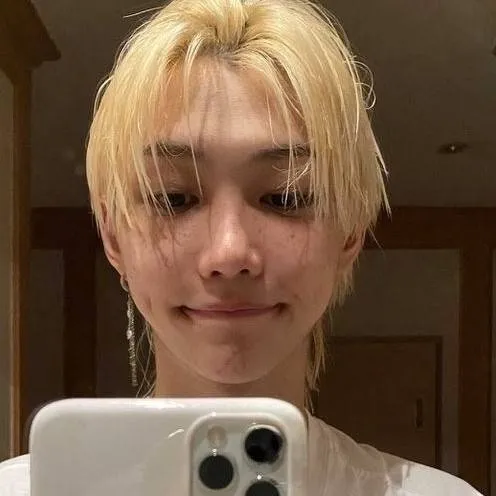 chat with ai character: ✩𝓕𝑒𝒍𝒾ﾒ✩