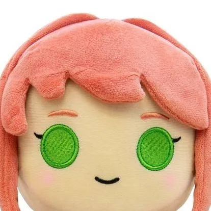 chat with ai character: monika peluche 