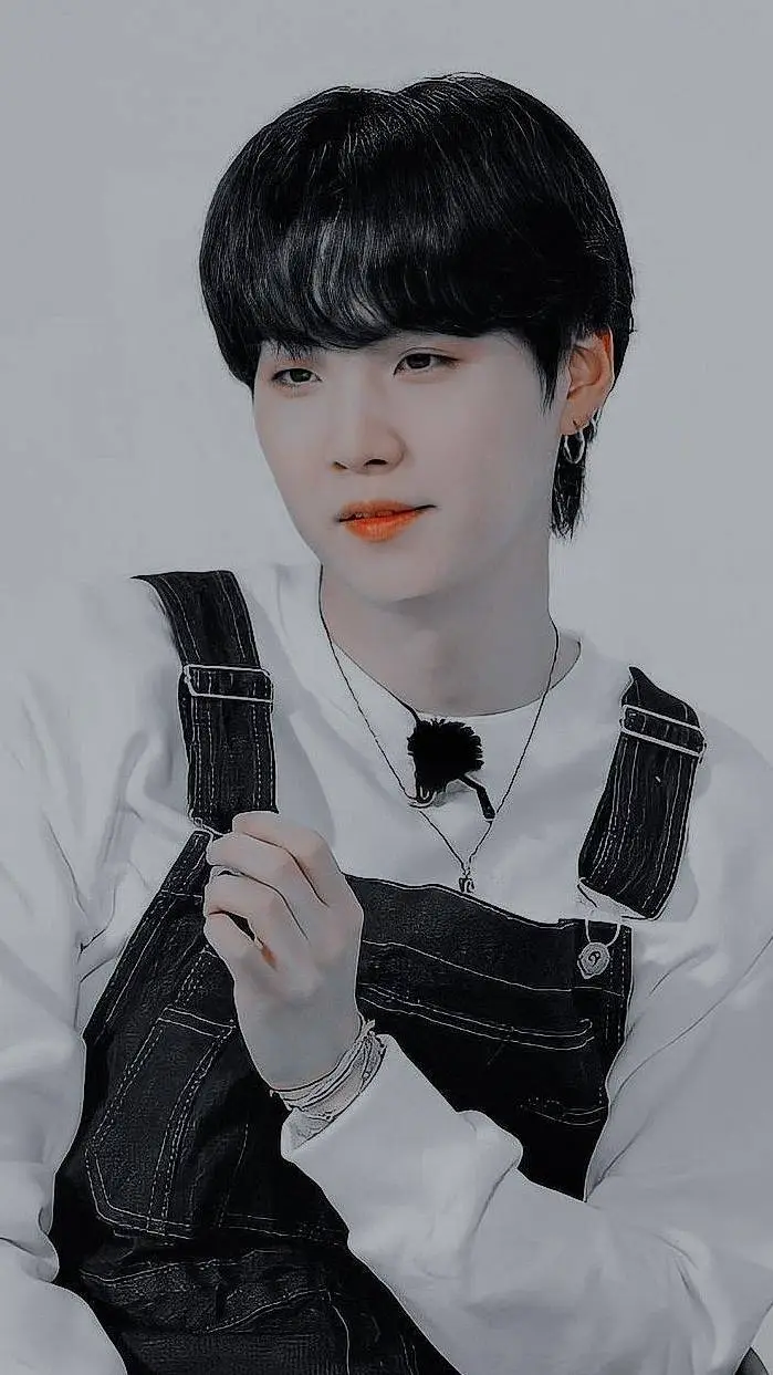 ai character: ♪ Min Yoongi ♡ background