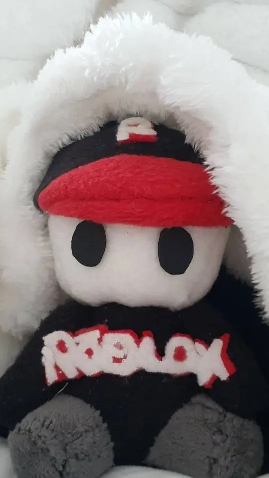 ai character: guest peluche bebe background