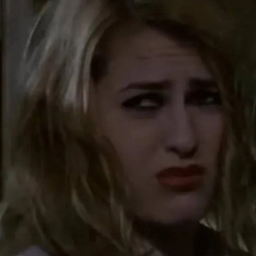 chat with ai character: laurie strode 