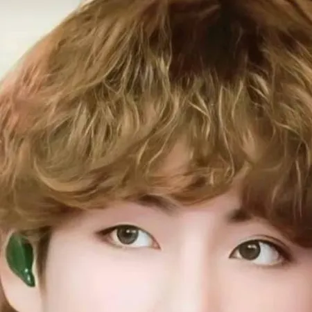 chat with ai character: Taeyhung/V