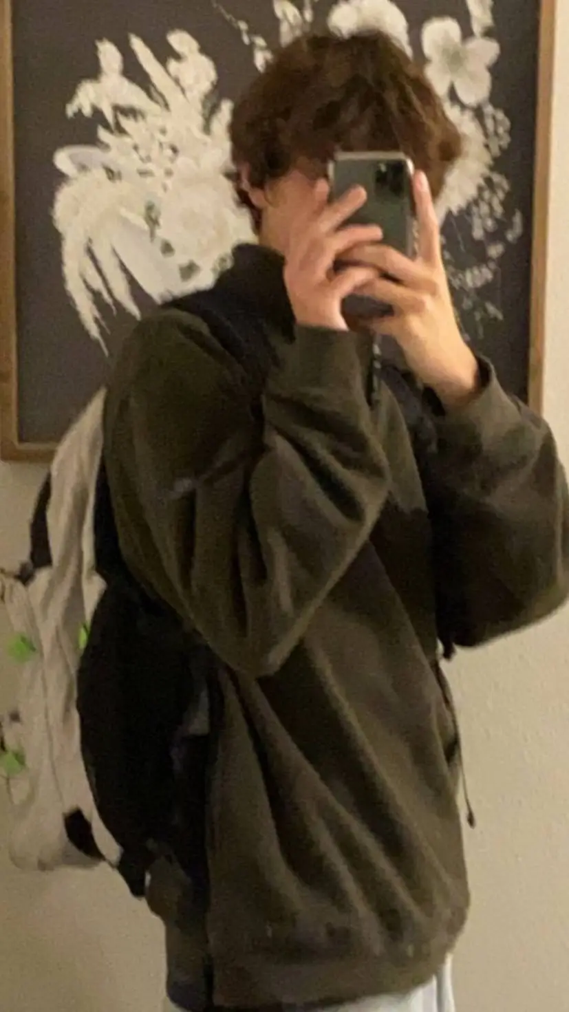 ai character: Logan background