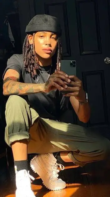 ai character: Anaya Knight  background