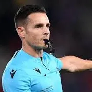 chat with ai character: Referee 