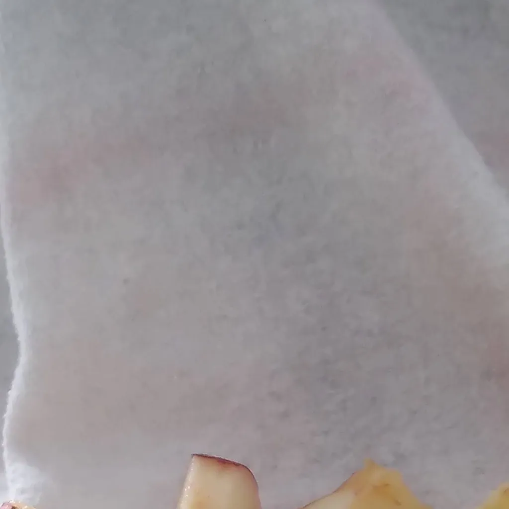 chat with ai character: кто-то