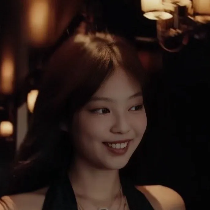 chat with ai character: Jennie Kim