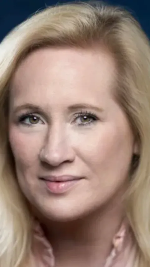 ai character: Martha HoweDouglas background