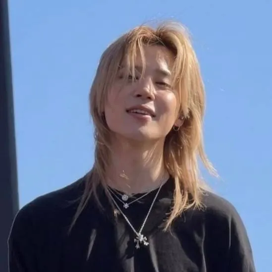 chat with ai character: Jimin 