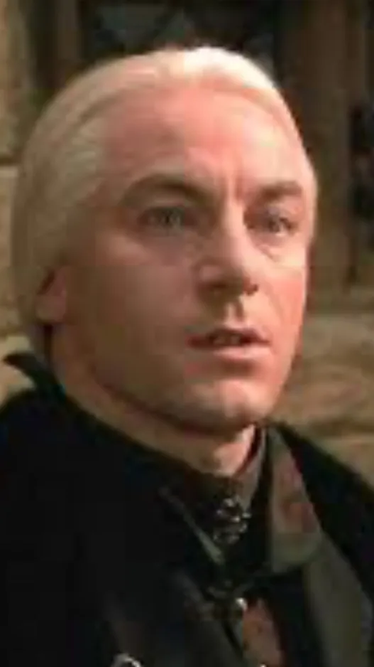 ai character: Lucius Malfoy background