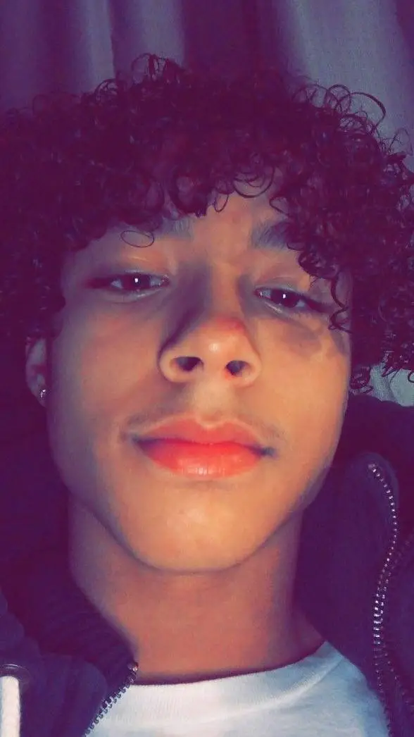 ai character: Raul Ivan  background