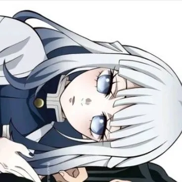 chat with ai character: •~°tu celosa?°~•