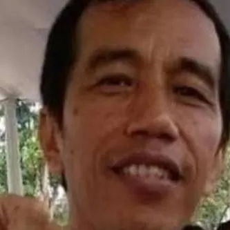 chat with ai character: Jokowi🗿