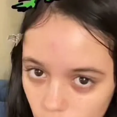 chat with ai character: Jenna  Ortega