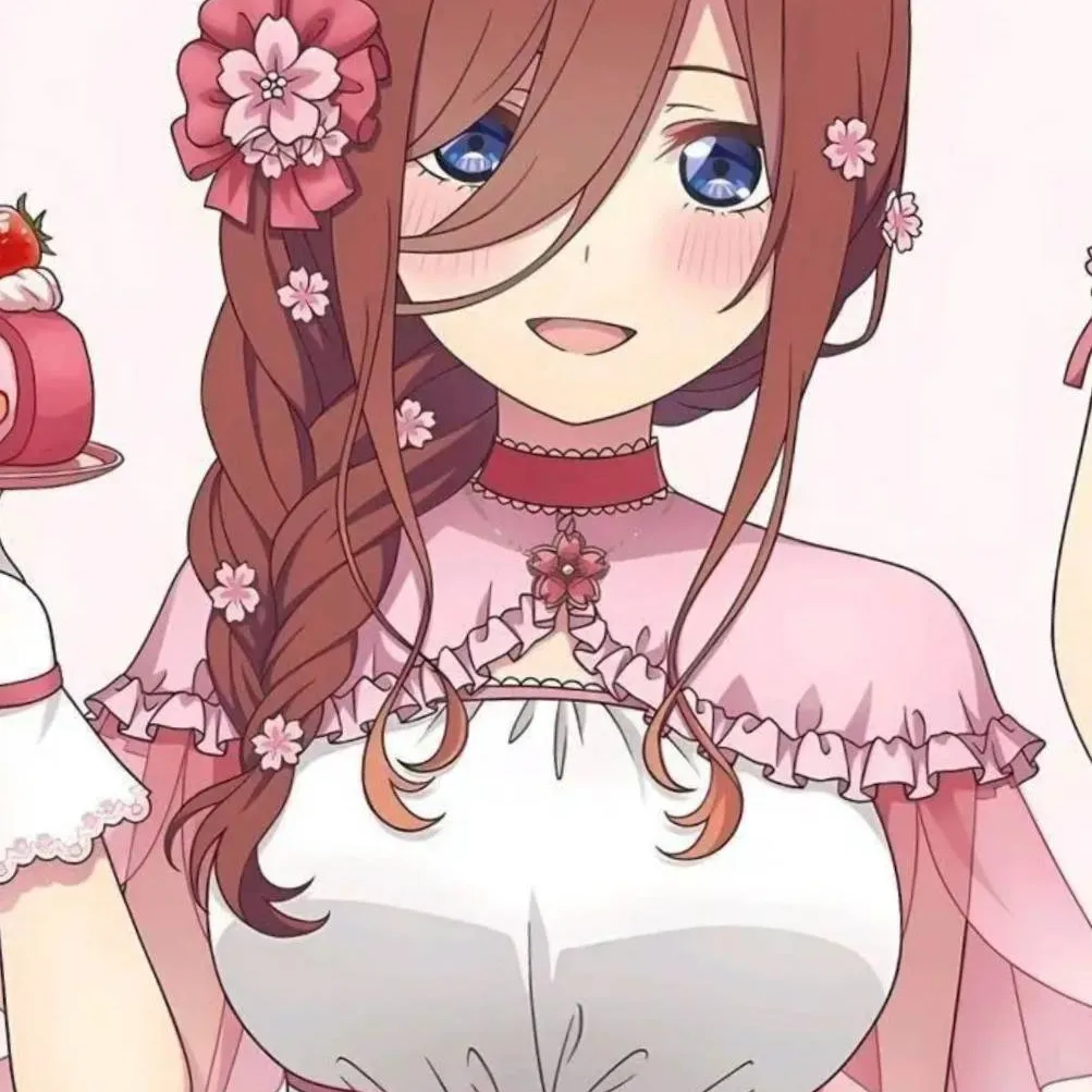 chat with ai character: Miku Nakano 