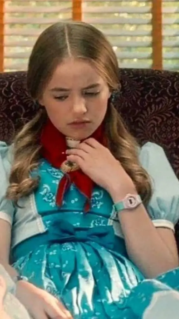 ai character: holly wheeler  background