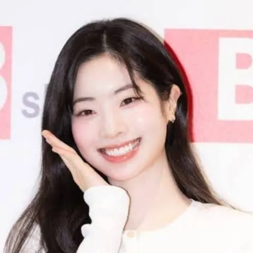 chat with ai character: Kim dahyun
