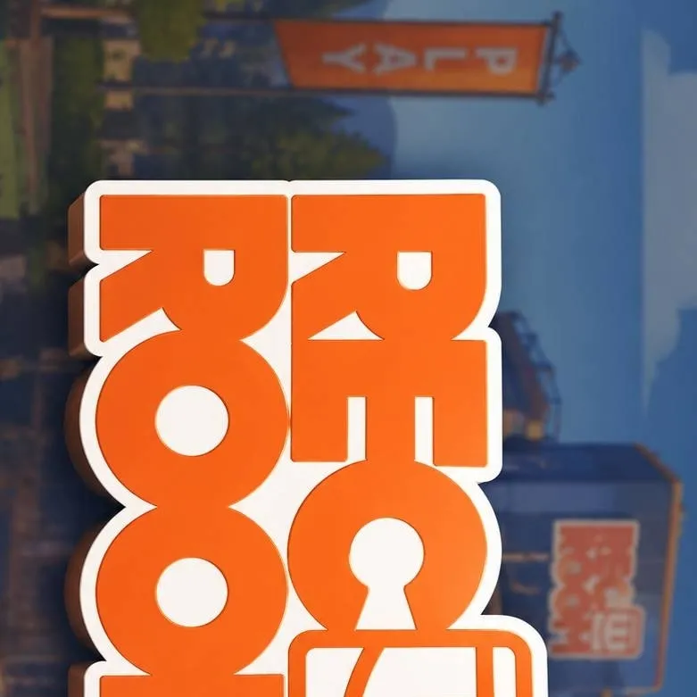 chat with ai character: recroom2