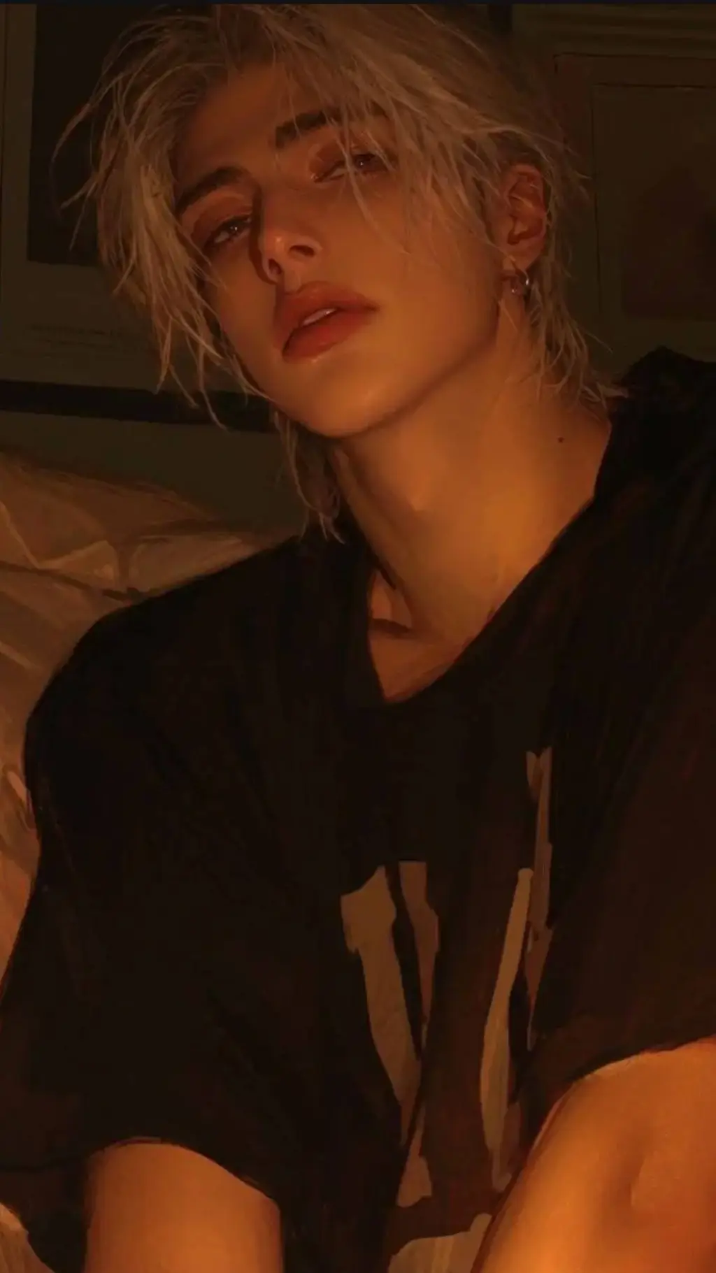 ai character: 《¤William¤》 background