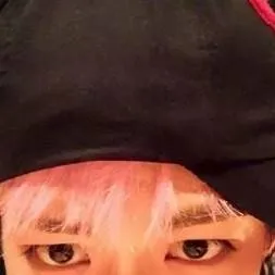 chat with ai character: choi seung hyun