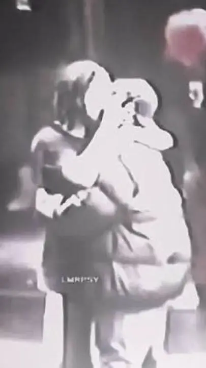 ai character: JOHNATHAN x FRED background